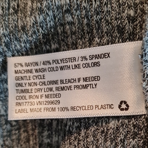 XHILARATION Grey Sheath Dress with Ruched Detail, EUC, mini, soft, comfortable - Picture 4 of 6